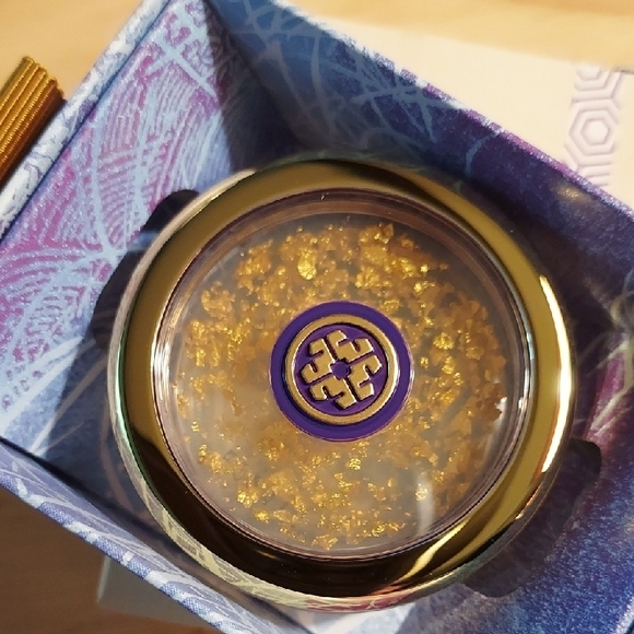 Tatcha Camellia Gold Lip Balm - Picture 7 of 10